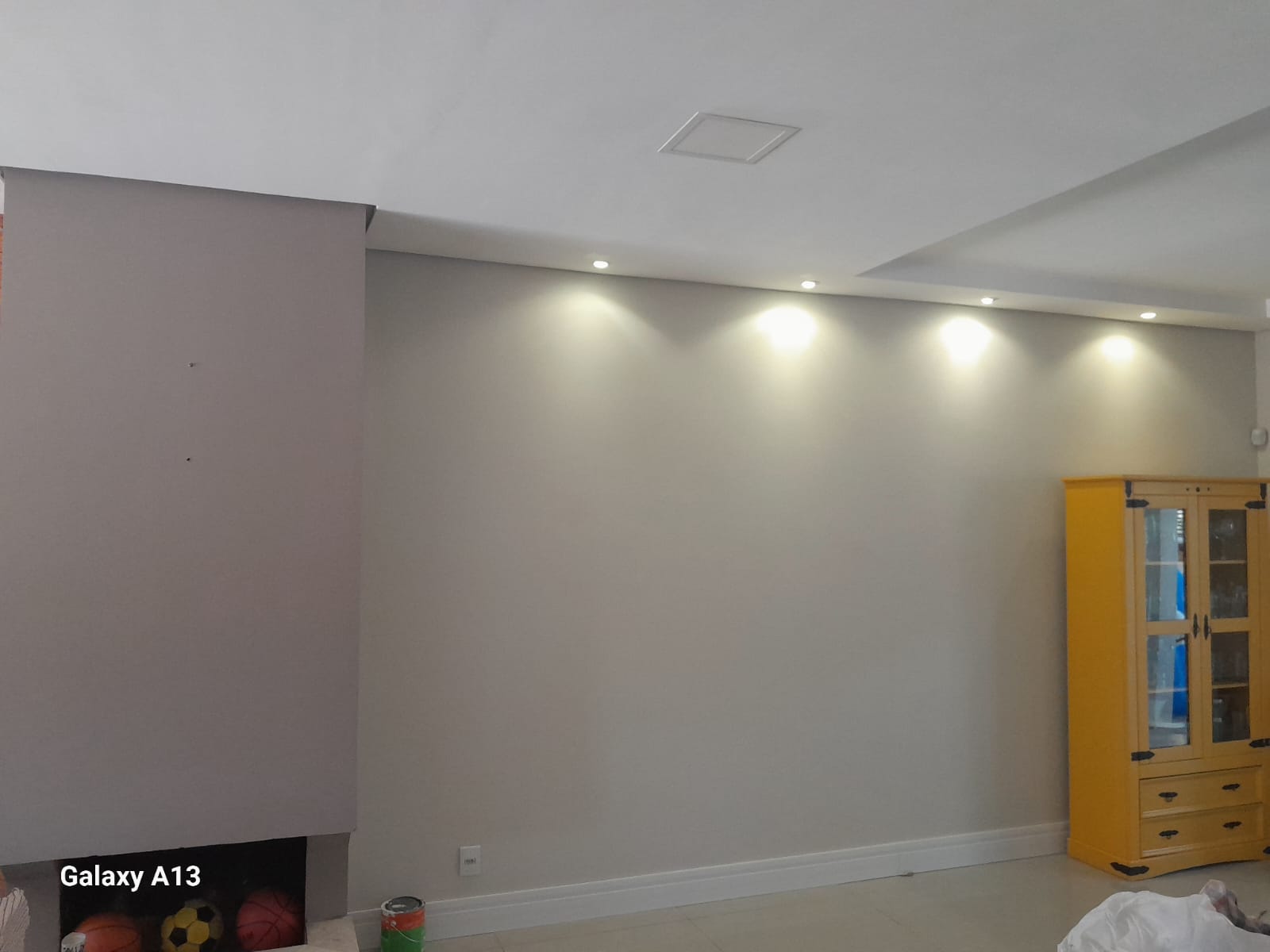 Acabamento em Gesso e Rodapés - Imagem 3