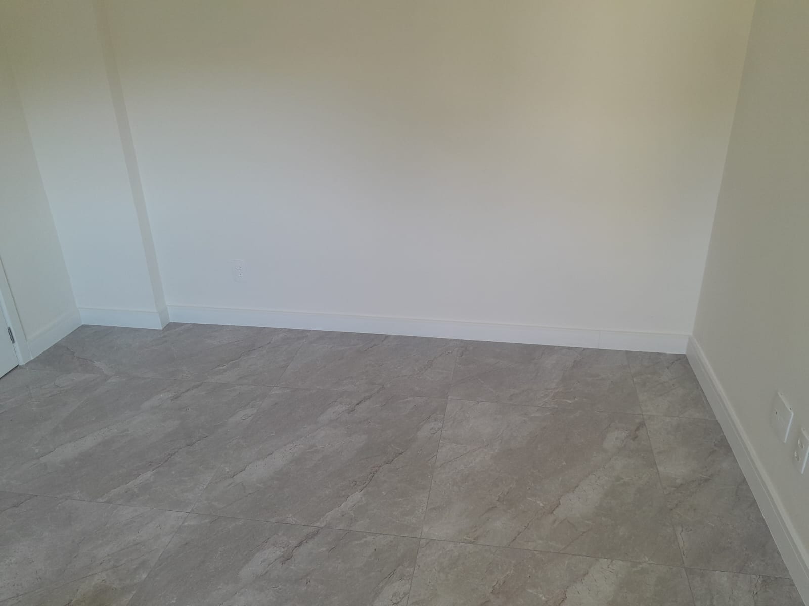 Instalação de Pisos e Rodapés - Imagem 7