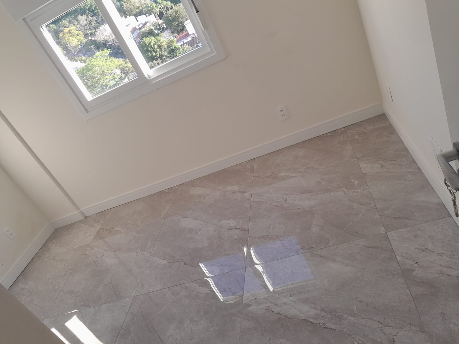 Instalação de Pisos e Rodapés - Imagem 8